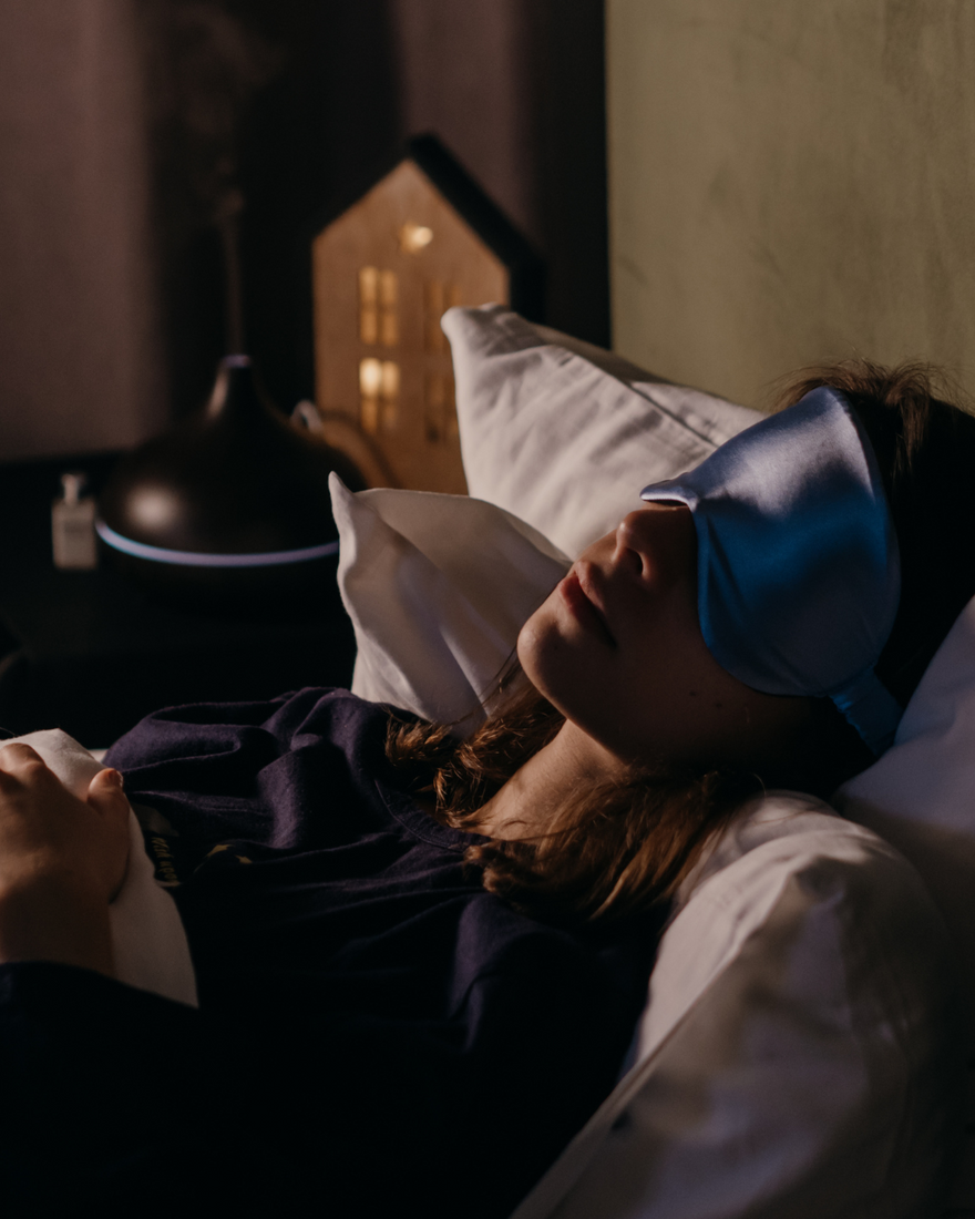 Sleep and Joint Pain: A Menopausal Woman's Guide to Better Rest